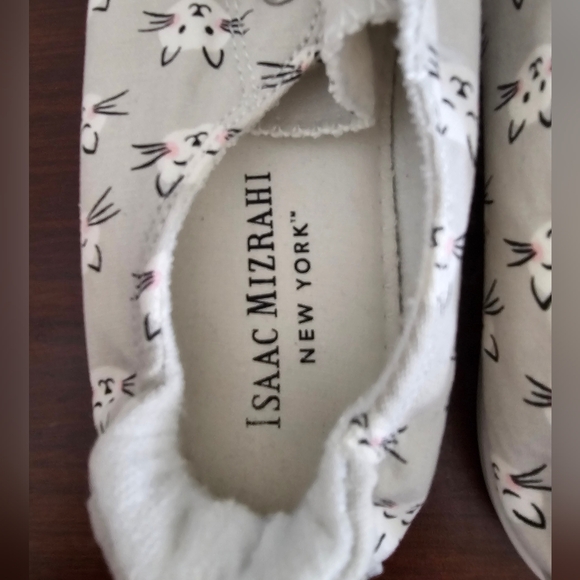 IASAC MIZRAHI Reesa Kitty Print Slip On Shoes, Sneakers - Picture 8 of 10